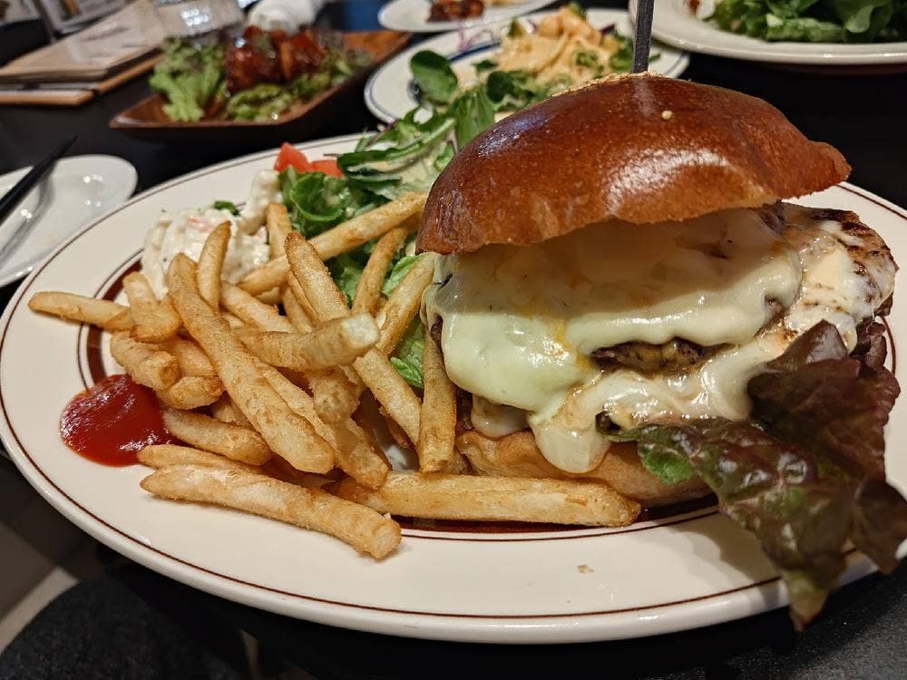 American Diner B-Pono