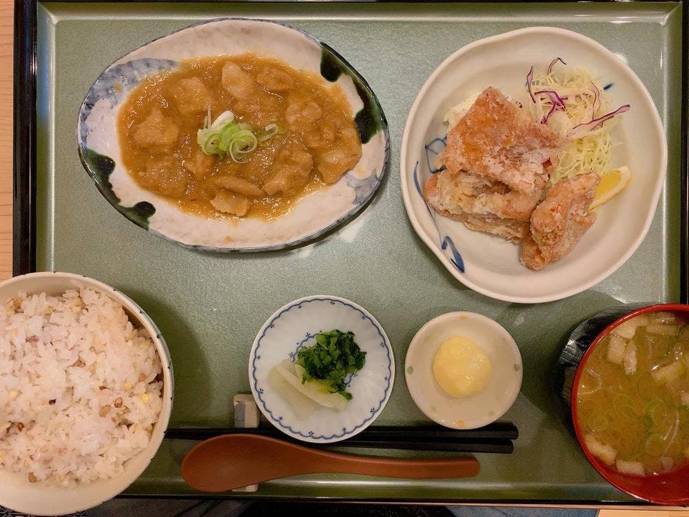 ウサギ食堂 和白店