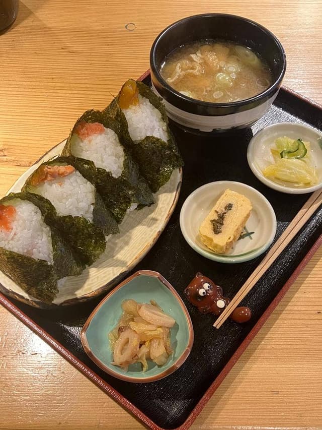おにぎりと豚汁 じろう - サブ画像1