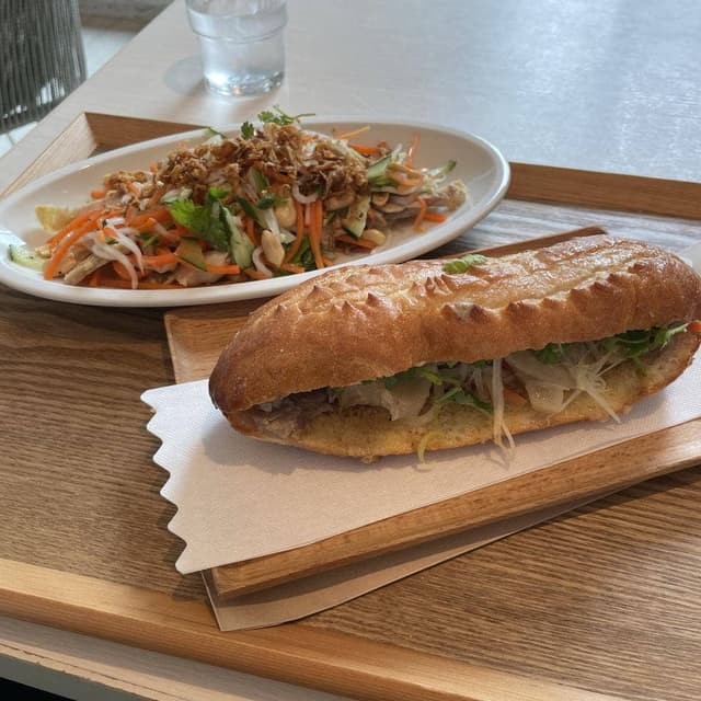 Bánh Mì Xin Chào 日本橋店 - サブ画像3