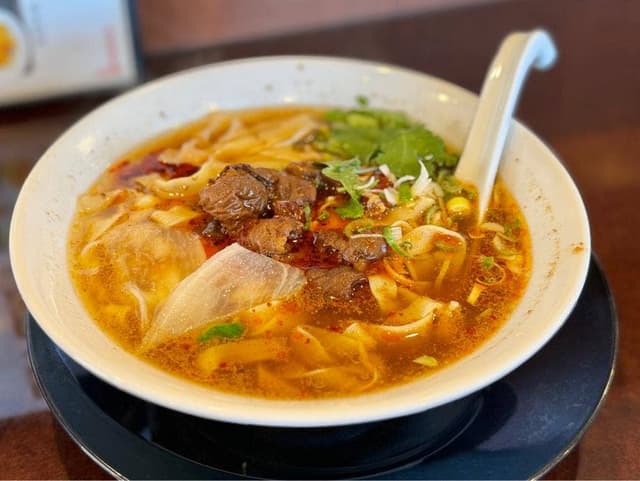四川料理・蘭州ラーメン 牛王 本陣駅前店 - サブ画像3