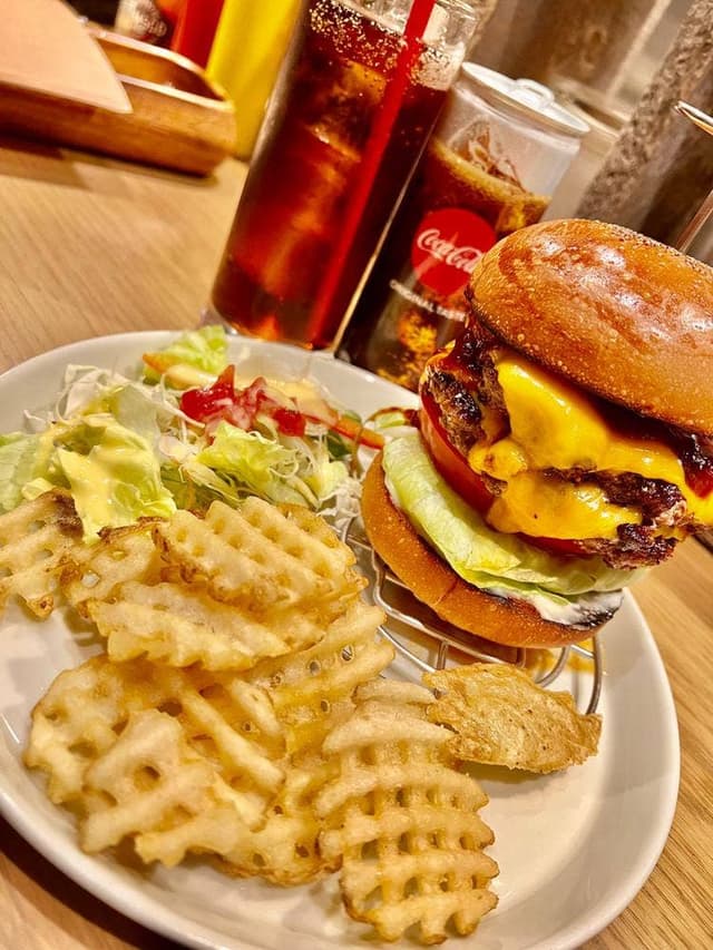 BURGERS REPUBLIC - サブ画像1