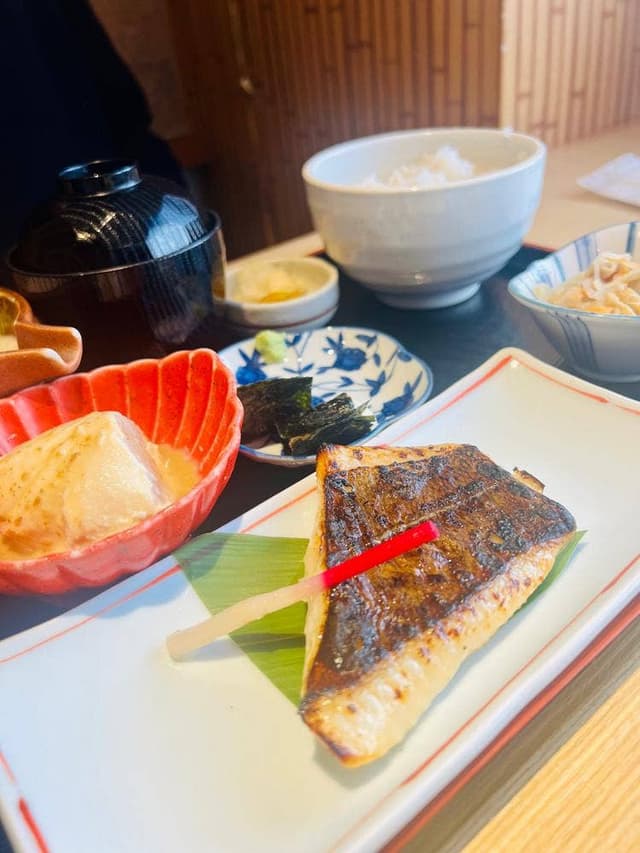 自然薯とろろ御膳 華花 - サブ画像1