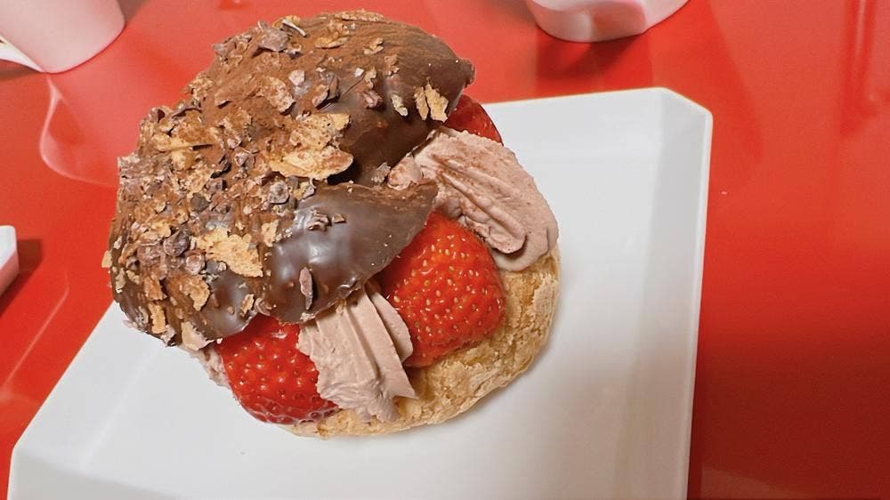 SARAS PATISSERIE