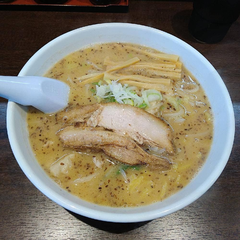 ラーメンだるま亭