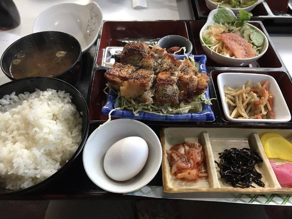 サンパール