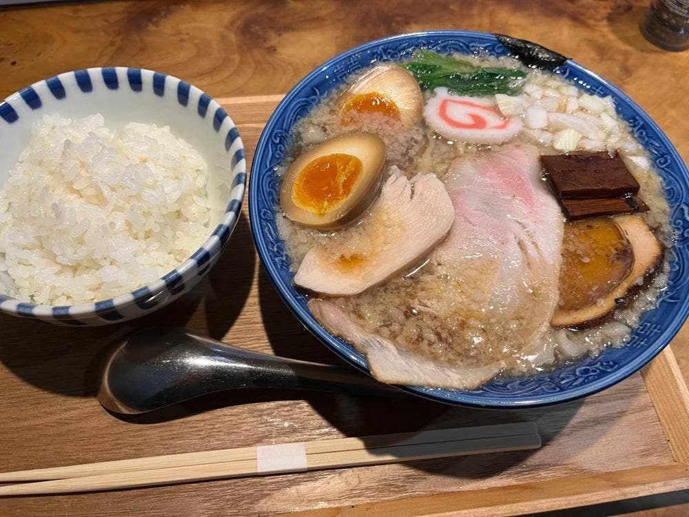 ねいろ屋 空港通り店