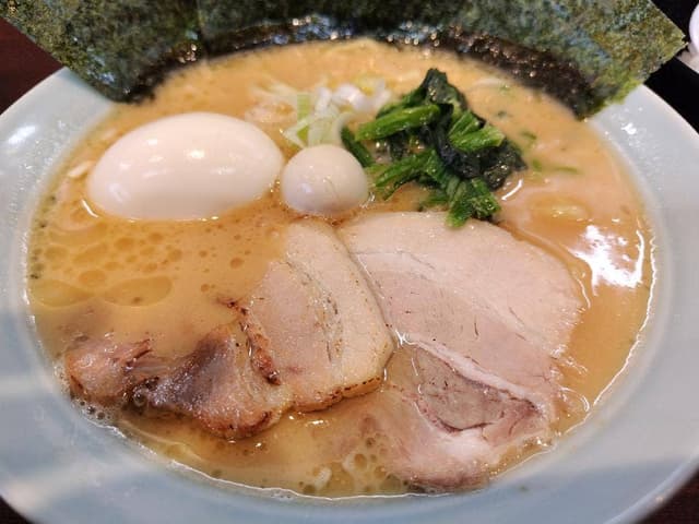 横浜家系ラーメン 上三川 魂心家 - サブ画像1
