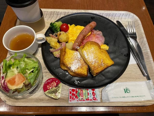 ROYAL's Cafe & Shop 馬車道店 - サブ画像3