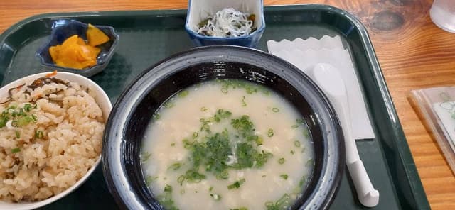 レストラン くいな 道の駅 ゆいゆい国頭 - サブ画像1