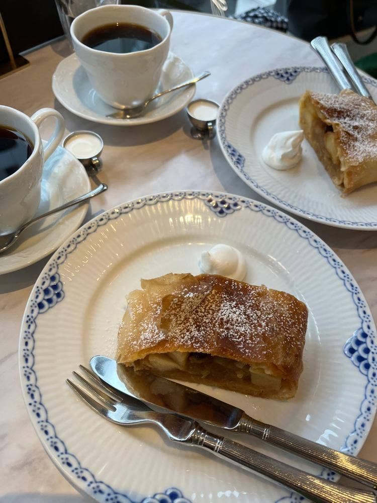 カフェ モーツアルト 自由が丘店