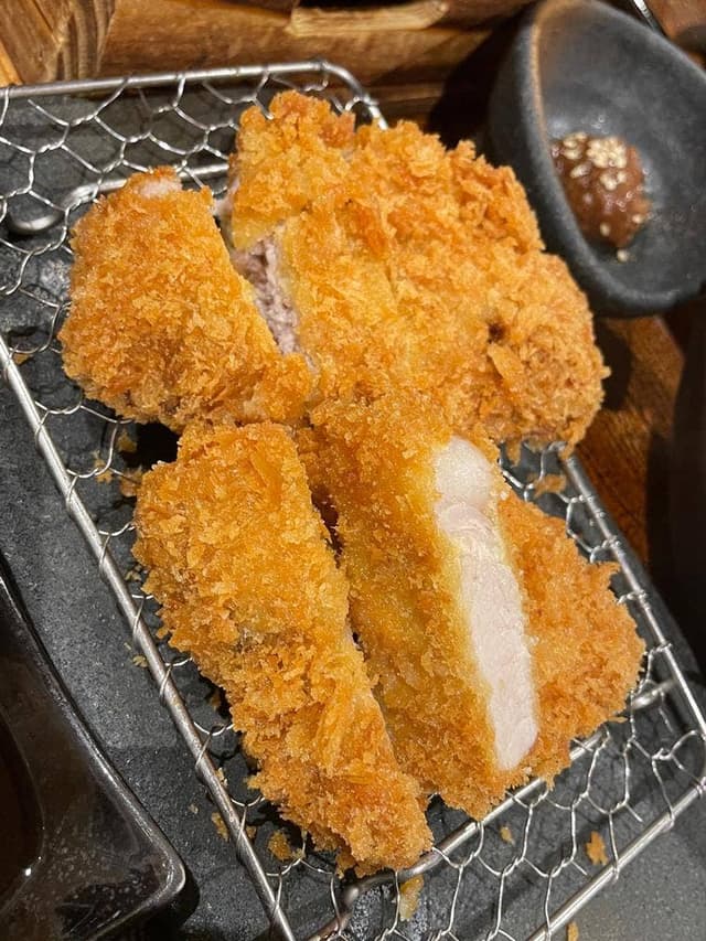 鹿児島 黒かつ亭 博多店 - サブ画像1