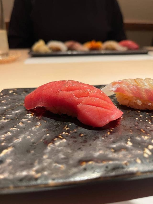 寿司と日本料理 銀座 一 - サブ画像2
