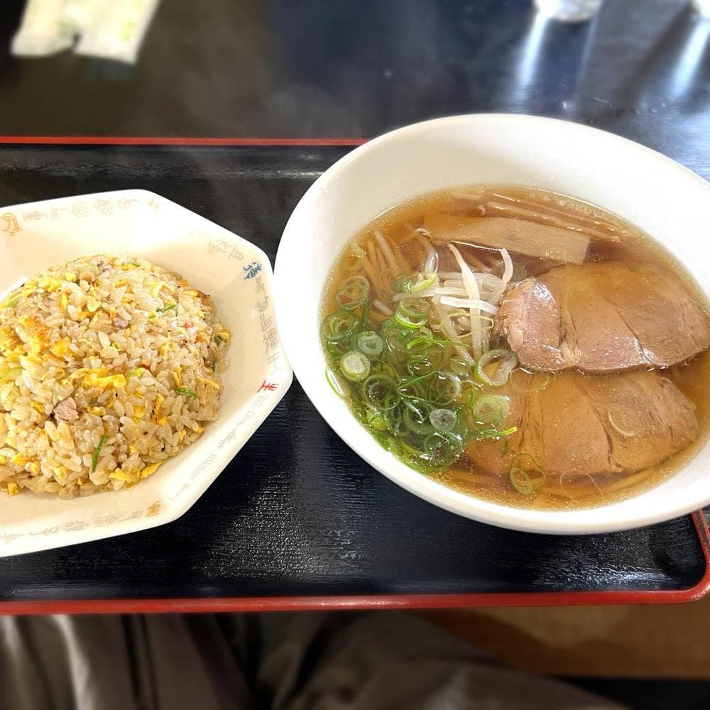 中華の店 まんま家