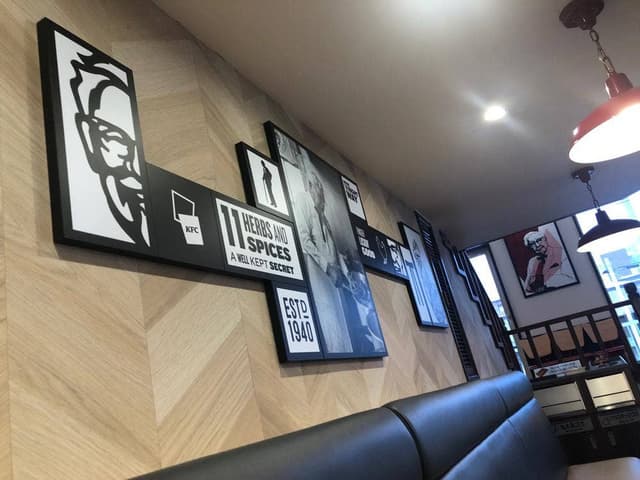 ケンタッキーフライドチキン 宮の森店 - サブ画像1