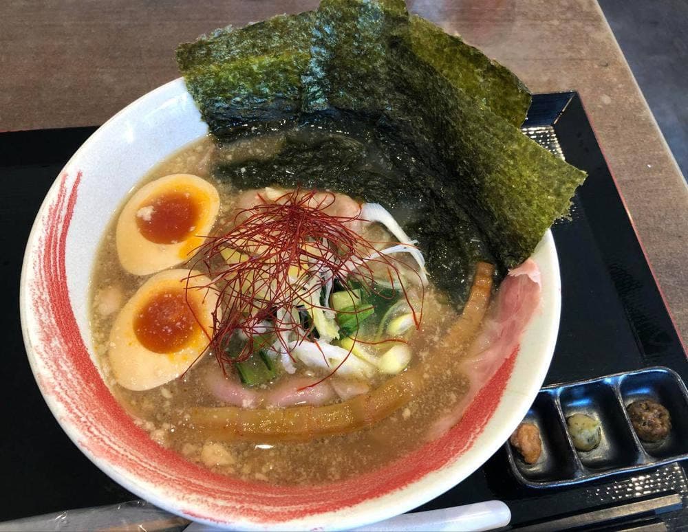 麺処まると