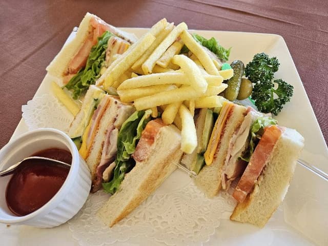 EAGLE POINT GOLF CLUB - サブ画像1