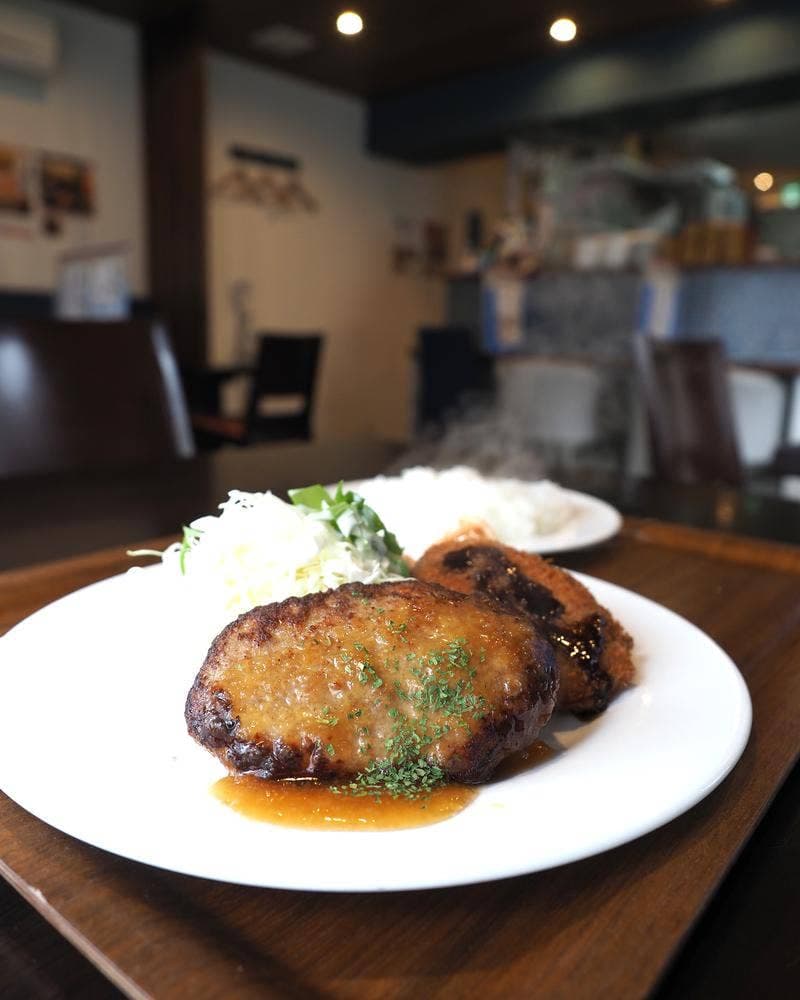 洋食ビストロ むろ屋