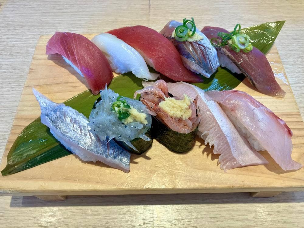 沼津魚がし鮨 流れ鮨 富士宮店