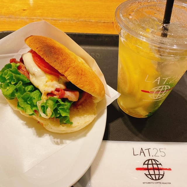 caffe LAT.25° 羽田空港第一ターミナル店 - サブ画像2