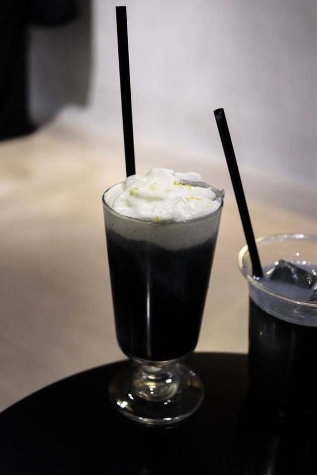 The Unknown Café Gallery Harajuku - サブ画像1
