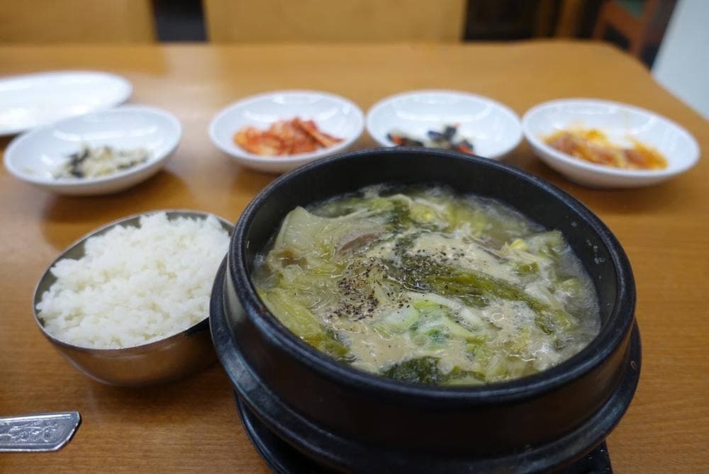 オムニ食堂 本店