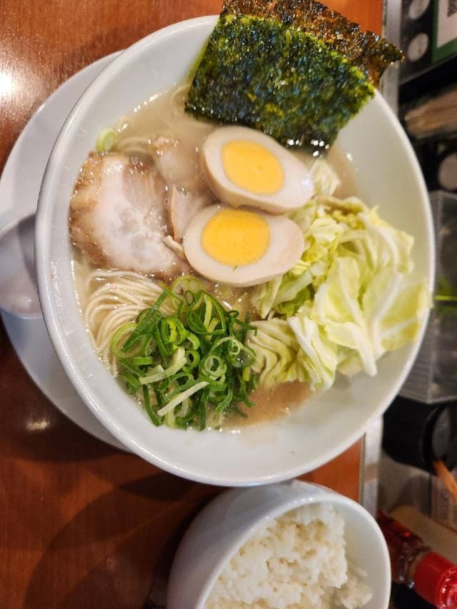 ぶたの旨味らーめん とんくる - サブ画像3