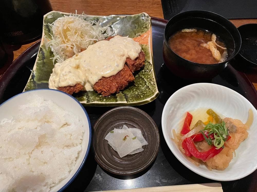 旬和食 うおまん 淀屋橋odona