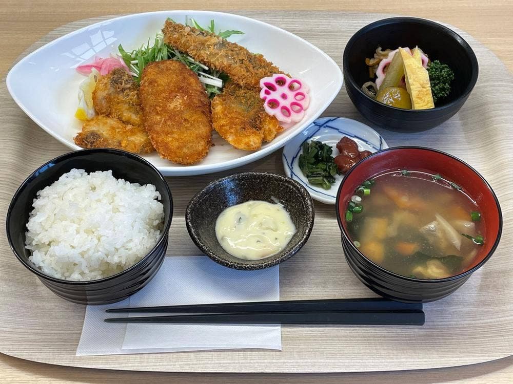 お食事処 ハマヤ