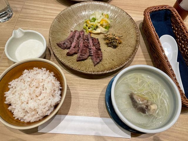 仙台 肉のいとう 居酒屋牛たん 直 - サブ画像1