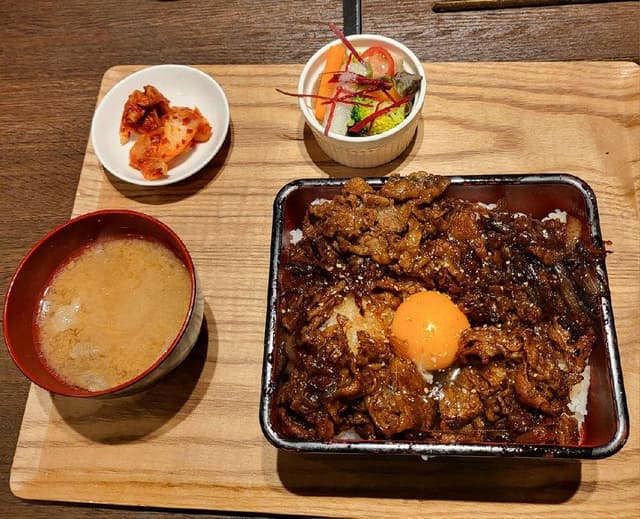 焼肉とwine とらよし - サブ画像1