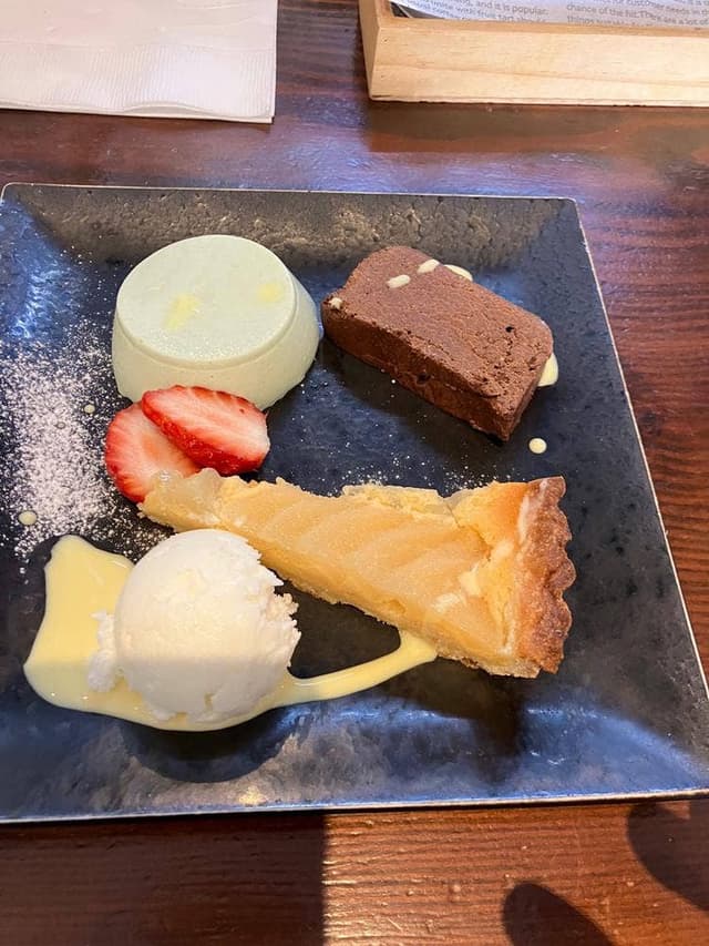 ビストロヴァンダンジュ - サブ画像1