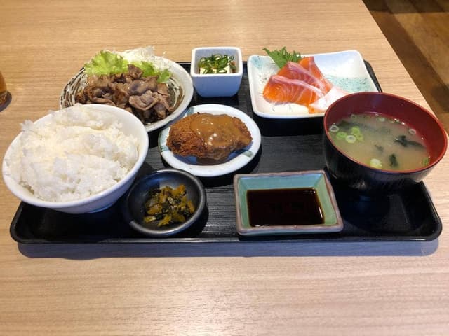 鮮魚とまぐろとおばんざい うおじゅう - サブ画像3