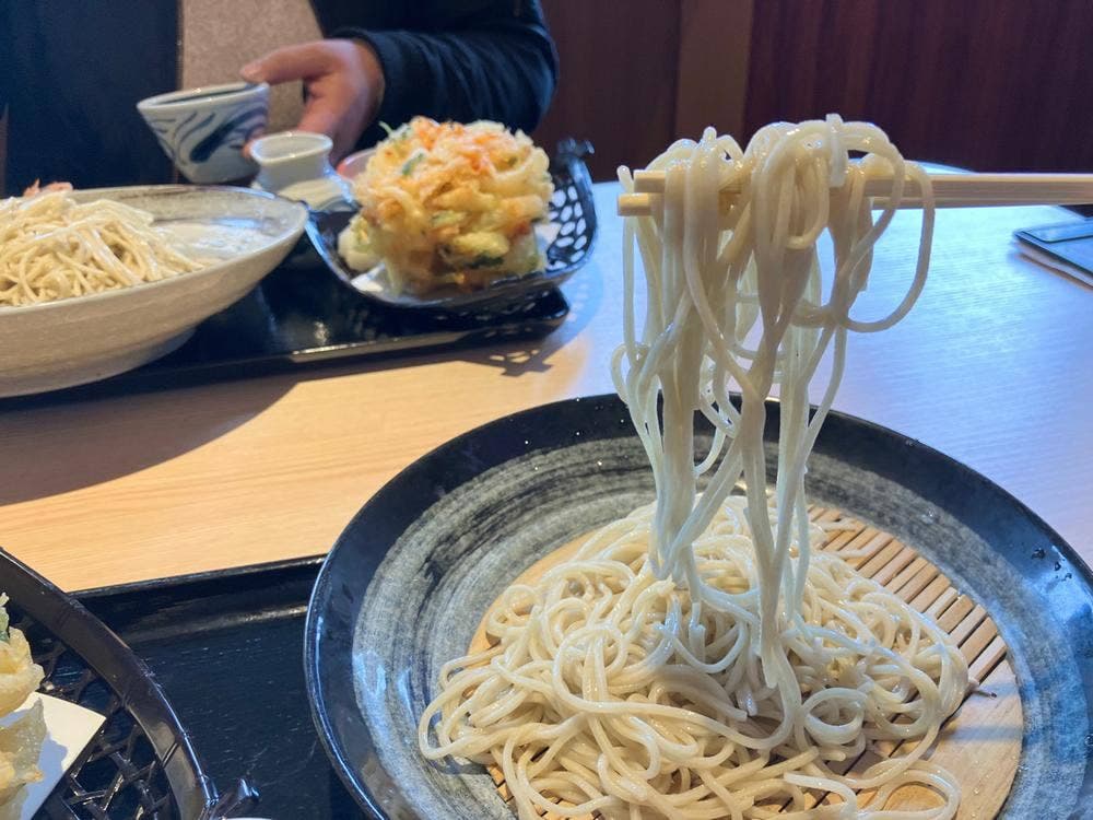 石臼挽き生そば 炭火焼肉丼 さくら 茂原店
