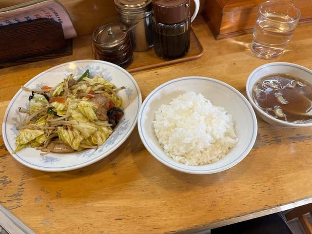 新宿飯店 - サブ画像3