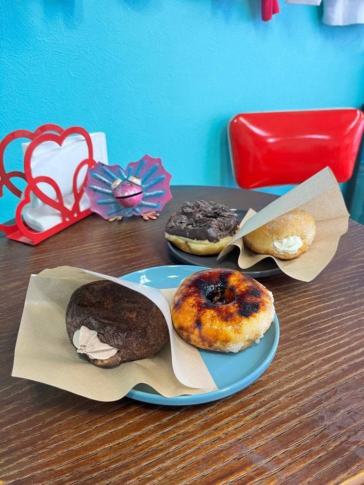 TOPOFF DONUTS