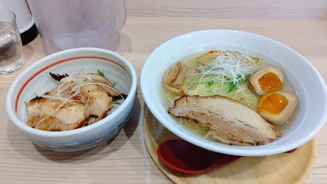 塩中華そば春 - サブ画像1
