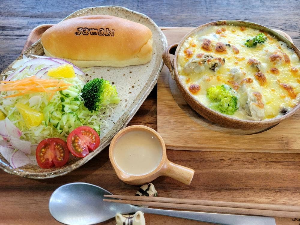 JAMAKI CAFE