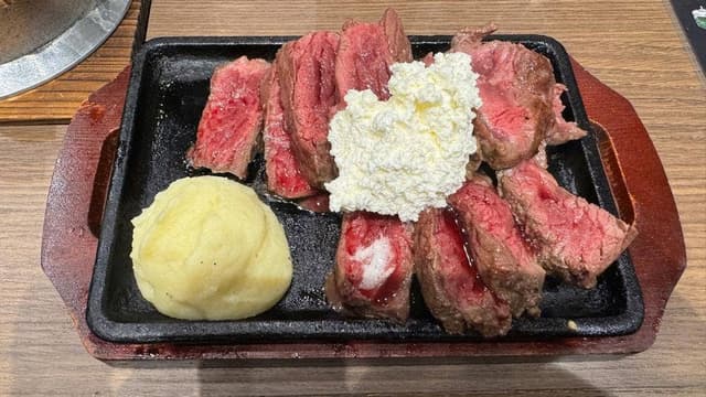 肉と米 ハジメ 戸越銀座店 - サブ画像1