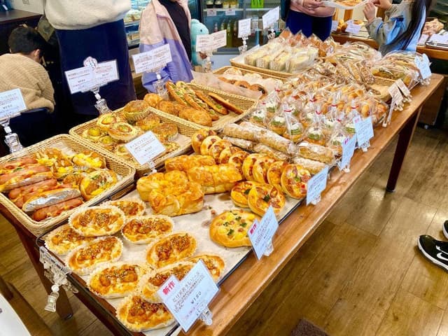 小麦畑の石窯ベーカリー＆食堂 ファールニエンテ - サブ画像2