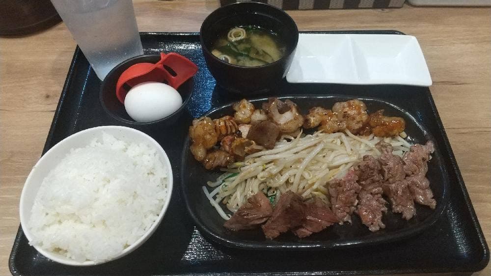 鉄板焼天神ホルモン アミュプラザ長崎店