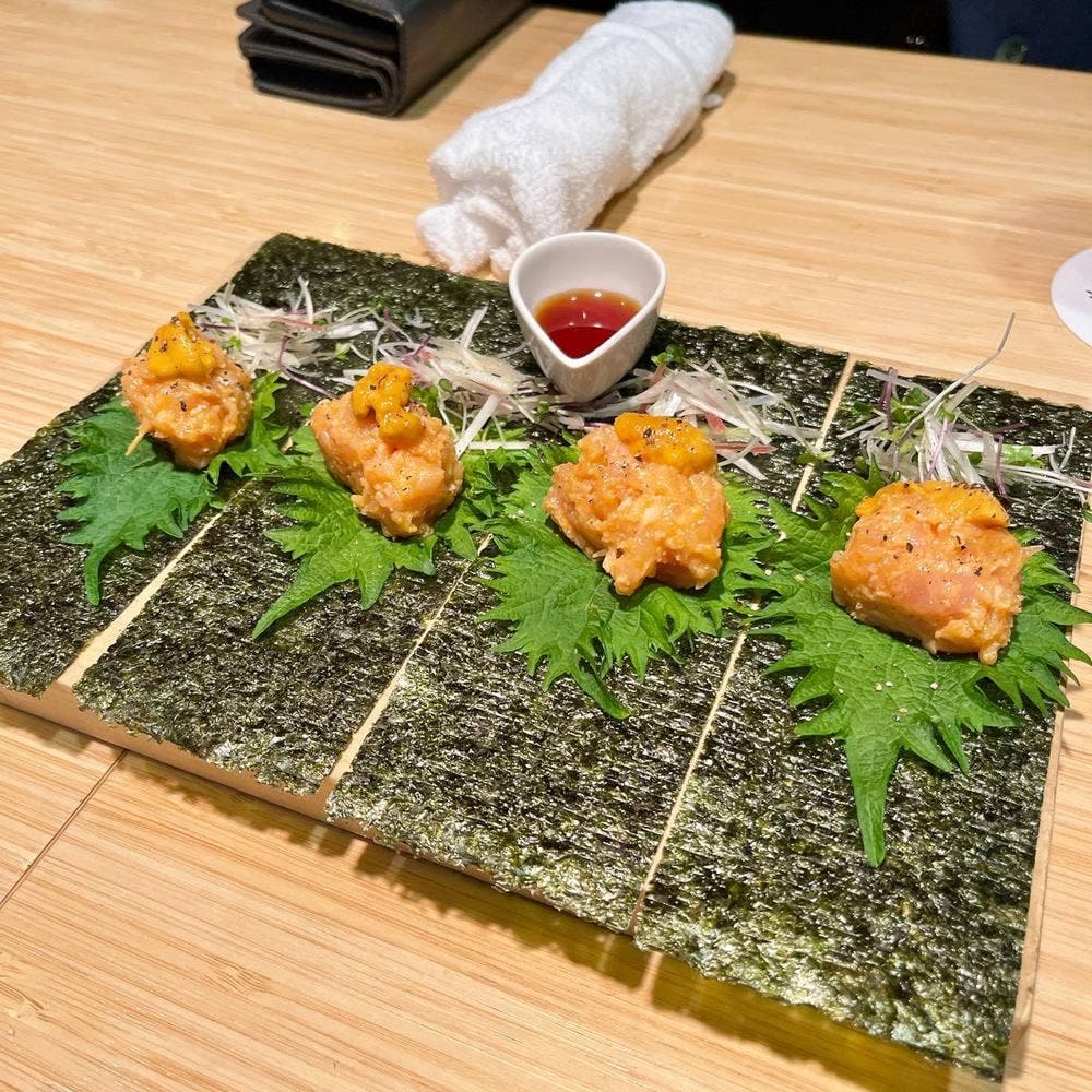 やき鳥 佐々木六然