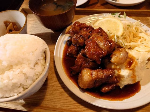 ニジイロ食堂 - サブ画像1