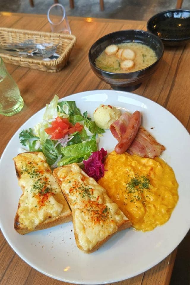 びっくりドンキー 南郷通店 - サブ画像1