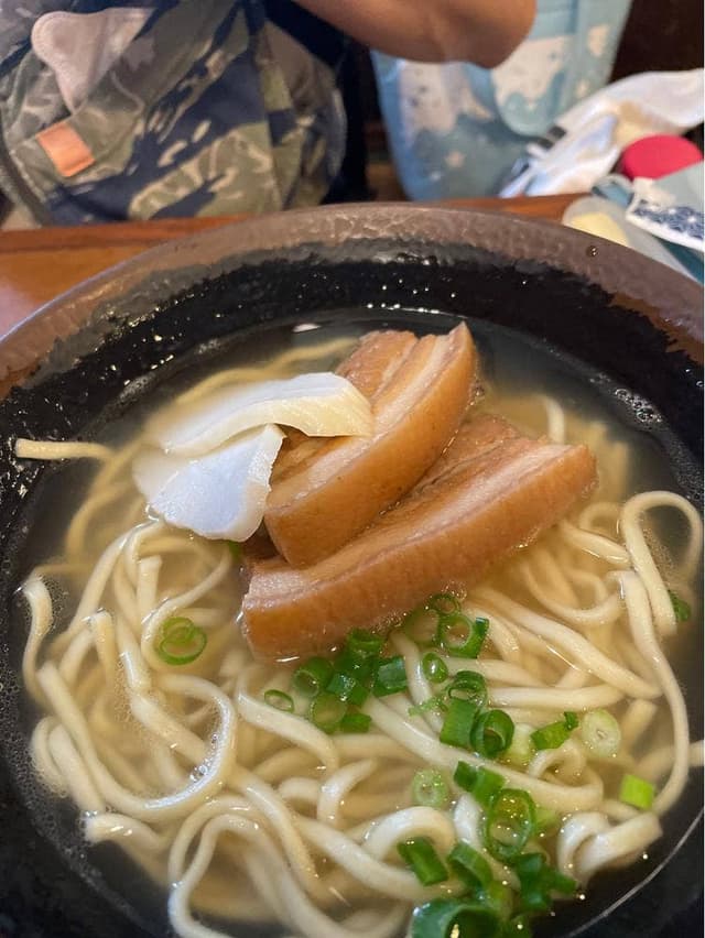 とぅんち小 西崎店 - サブ画像1
