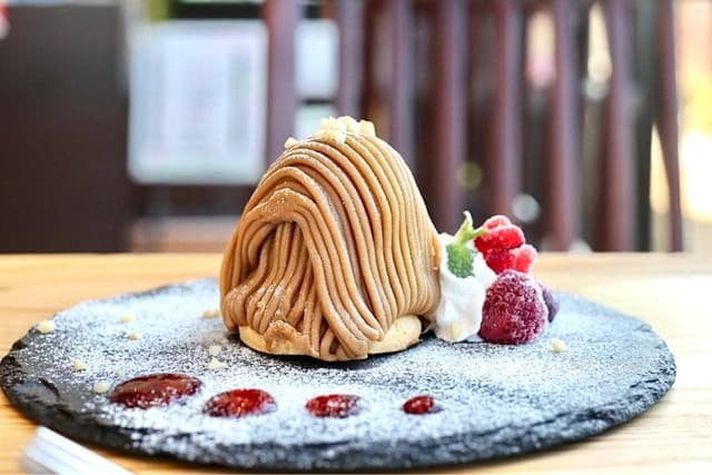 アイズカフェ 名古屋 - サブ画像3
