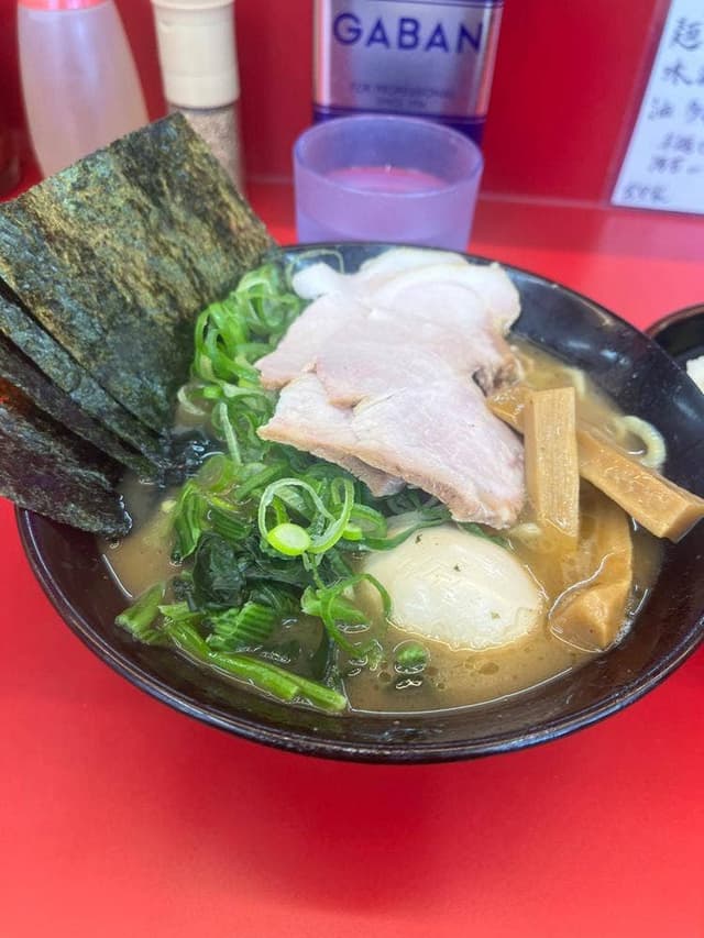 横浜家系ラーメン 宮里家 - サブ画像2