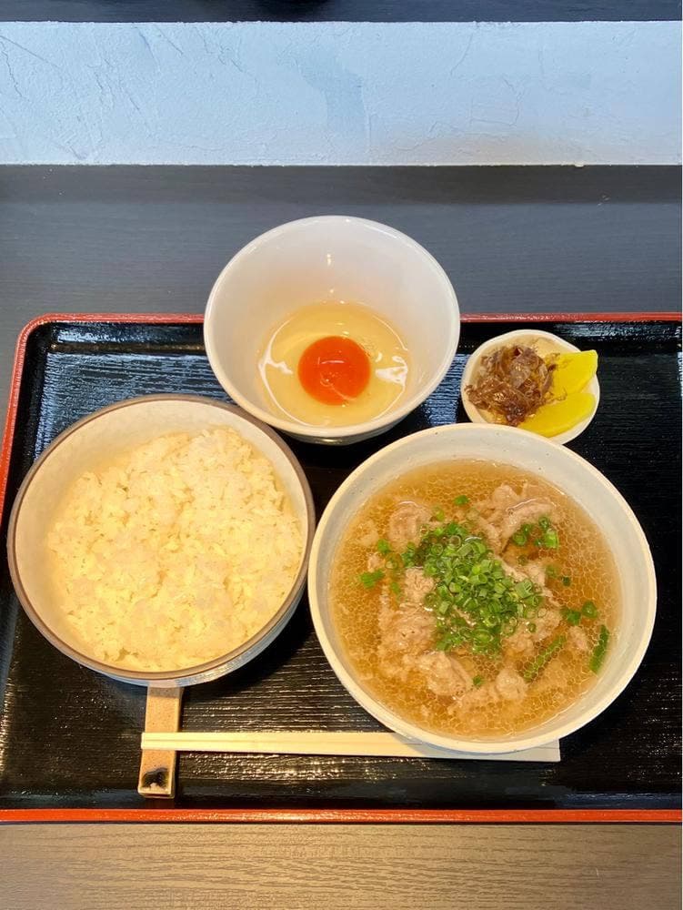 肉吸い、卵かけご飯 豊田屋