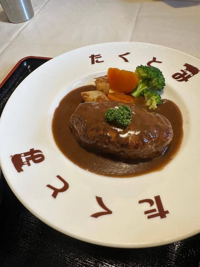 とんかつ&ハンバーグ たくとみ - サブ画像1