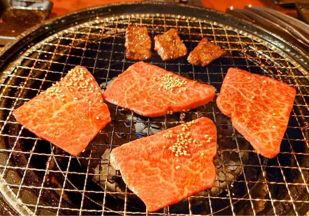 焼肉酒場 新世界